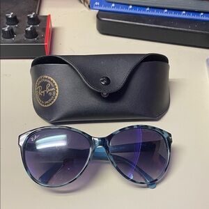 Ray-Ban Women's Teal Sunglasses